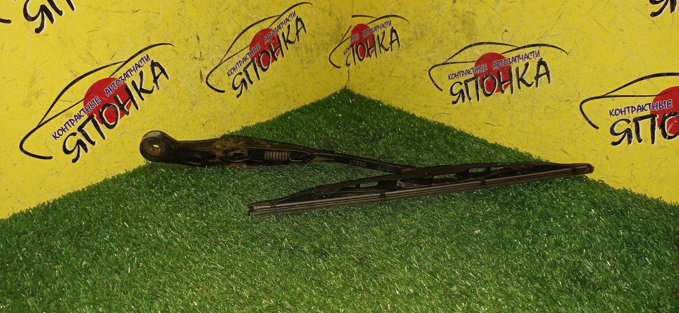 ДВОРНИК ЗАДНЕЙ ДВЕРИ/NIS/CUBE/Z10/AZ10