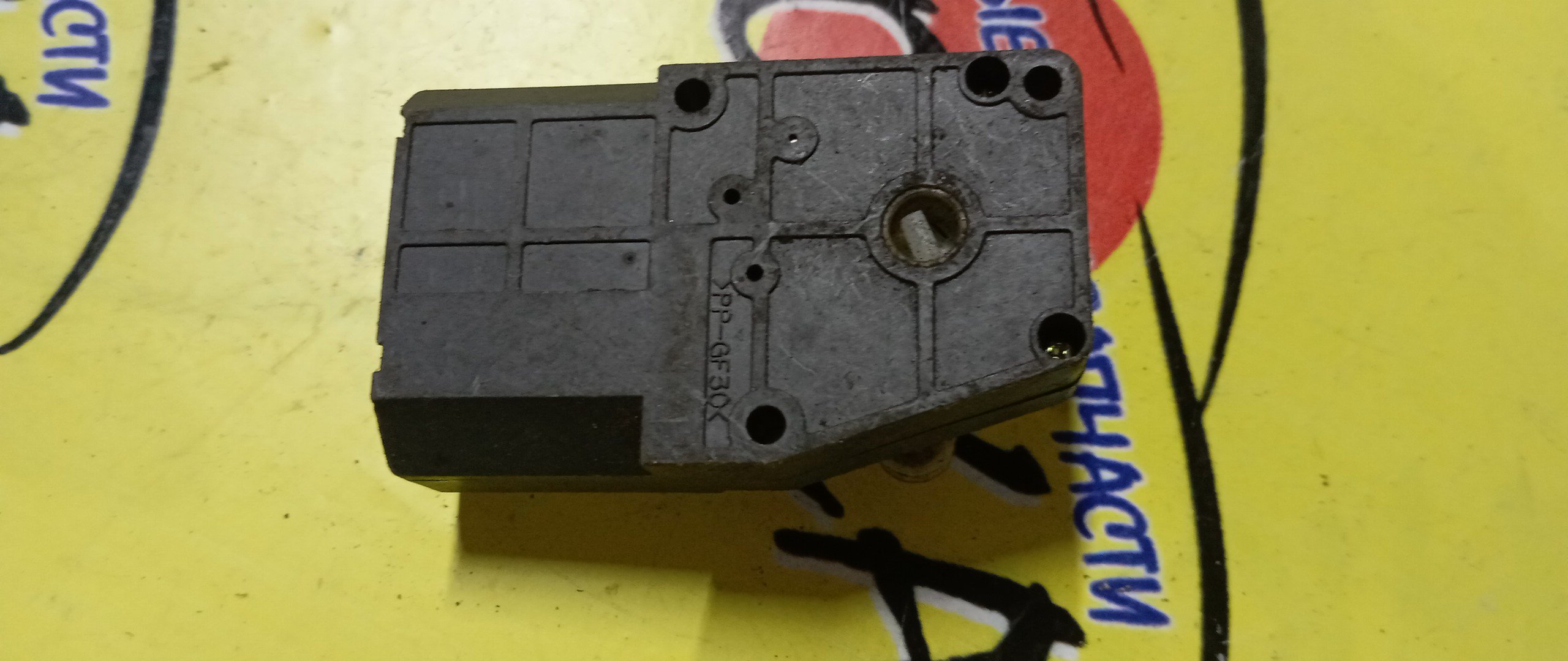 СЕРВОПРИВОД ЗАСЛОНОК ПЕЧКИ/MMC/PAJERO IO/AIRTREK/LANCER/DINGO/DION/FORESTER/CS5W/H76W/CQ2A/CU2W/CR9W/SG5/502752-1330