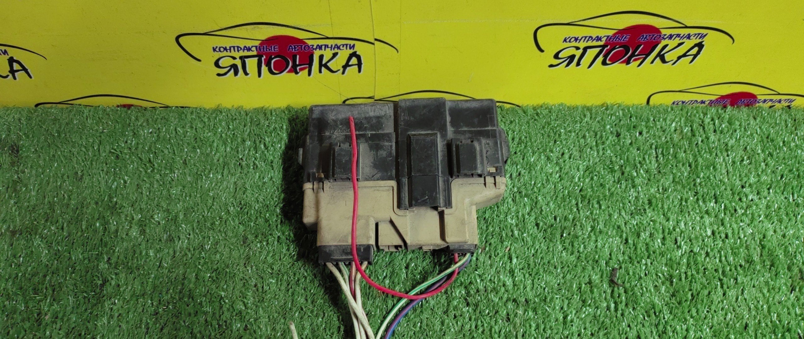 БЛОК ПРЕДОХРАНИТЕЛЕЙ ПОД КАПОТ/MAZ/DEMIO/B3/B5/DW3W/DW5W/МАЛЫЙ/2 МОДЕЛЬ