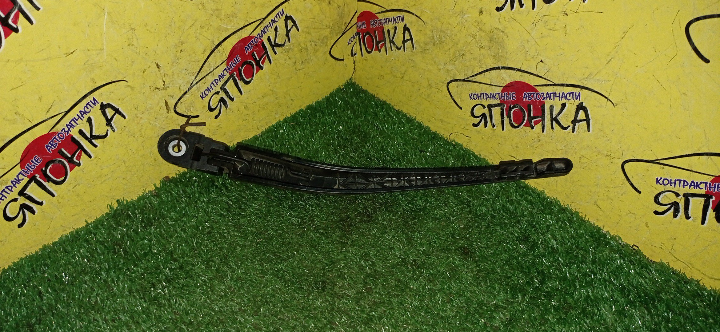 ДВОРНИК ЗАДНЕЙ ДВЕРИ/NIS/X-TRAIL/NT31