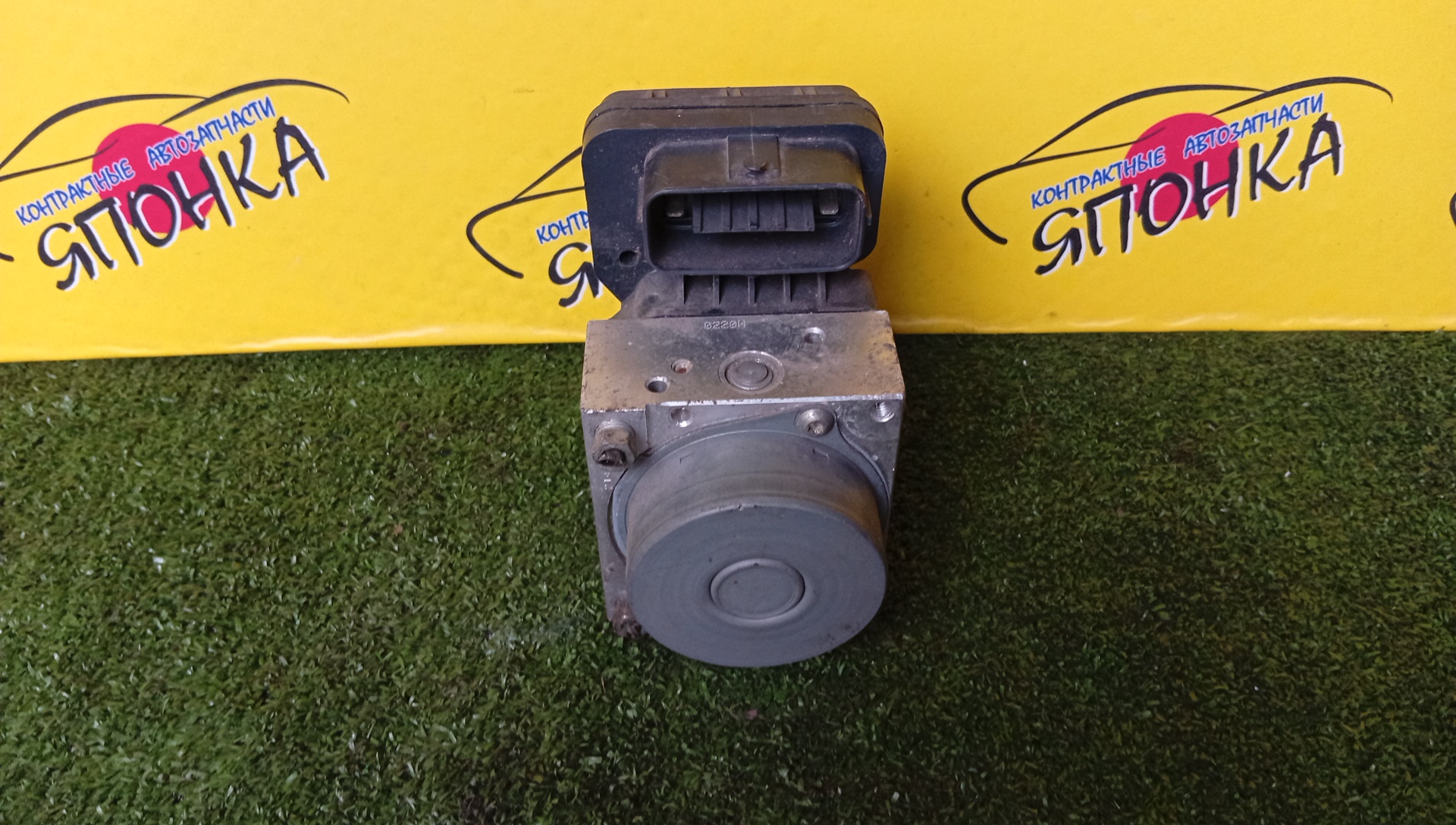 БЛОК ABS/TOY/NOAH/VOXY/ZRR70/4451028170/4405028160