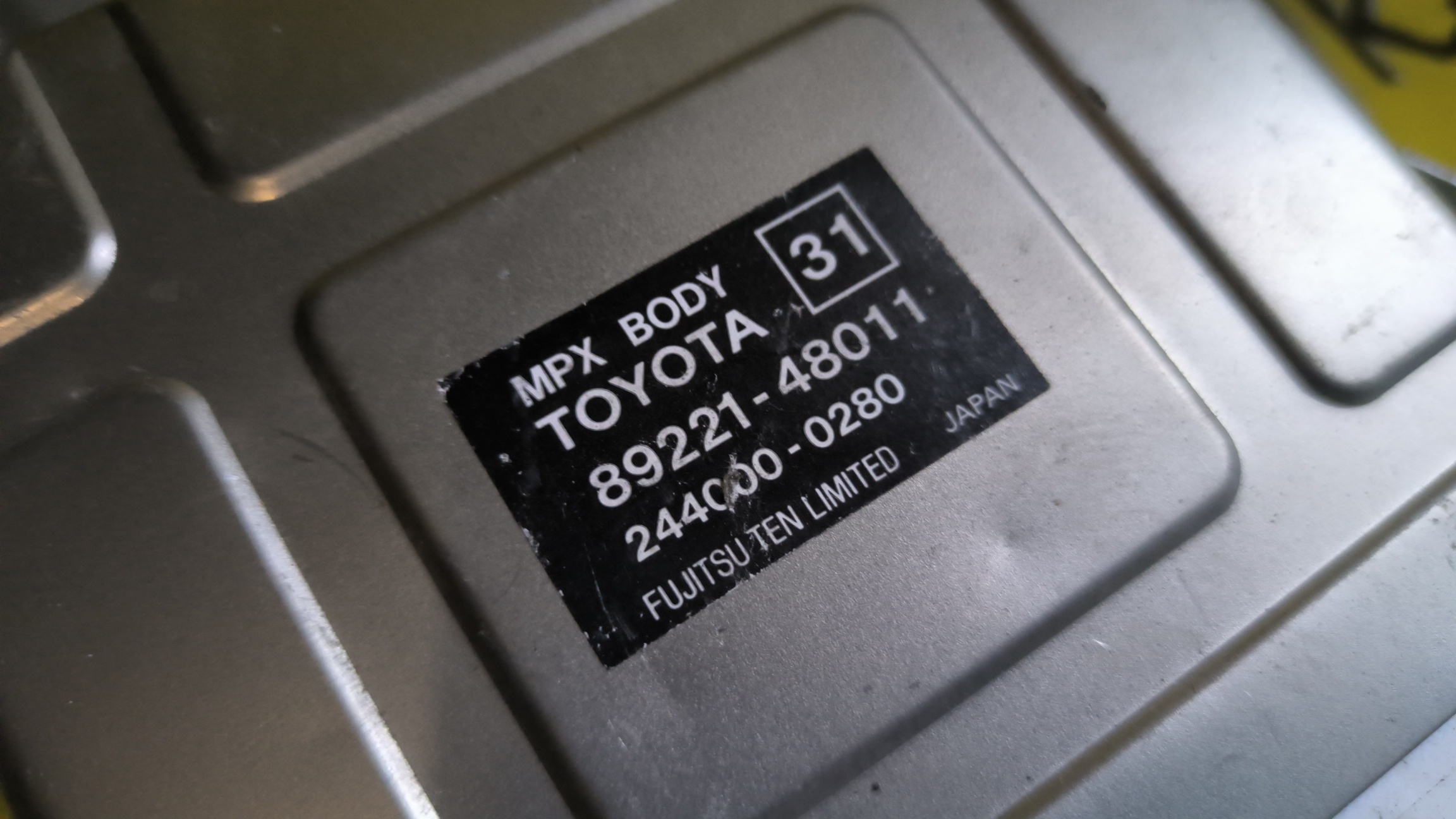 БЛОК УПРАВЛЕНИЯ ДВЕРЬМИ/TOY/HARRIER/MCU15/MCU10/ACU15/ACU10/SXU10/8922148011