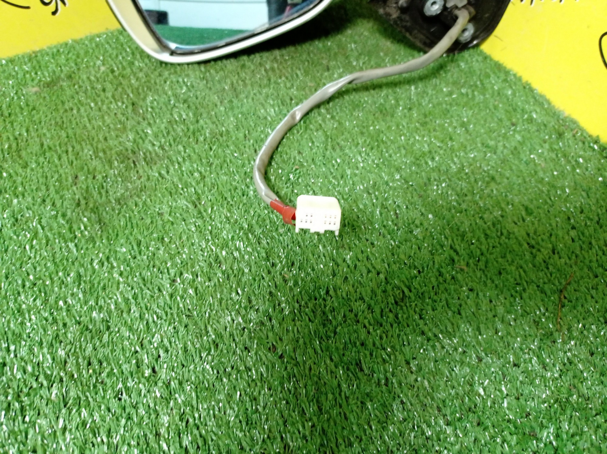 ЗЕРКАЛО/TOY/AURIS/BLADE/ADE150/AZE154H/AZE156H/GRE156H/NDE150/NRE150/NZE151H/NZE154H/ZRE151/ZRE152/ZRE152H/ZRE154H/ZWE150/ZZE150/5*2 КОНТ./L/С ПОВТОРИТЕЛЕМ