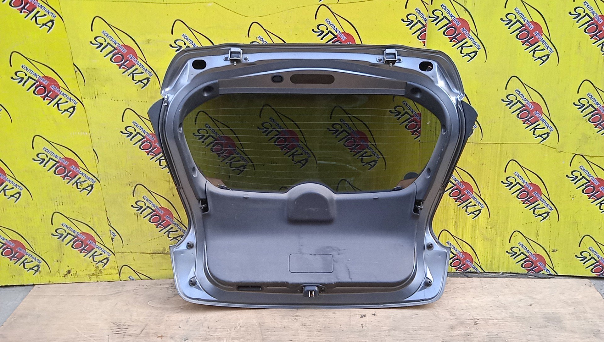 ДВЕРЬ ЗАДНЯЯ/NIS/JUKE/F15/YF15/NF15/С КАМЕРОЙ