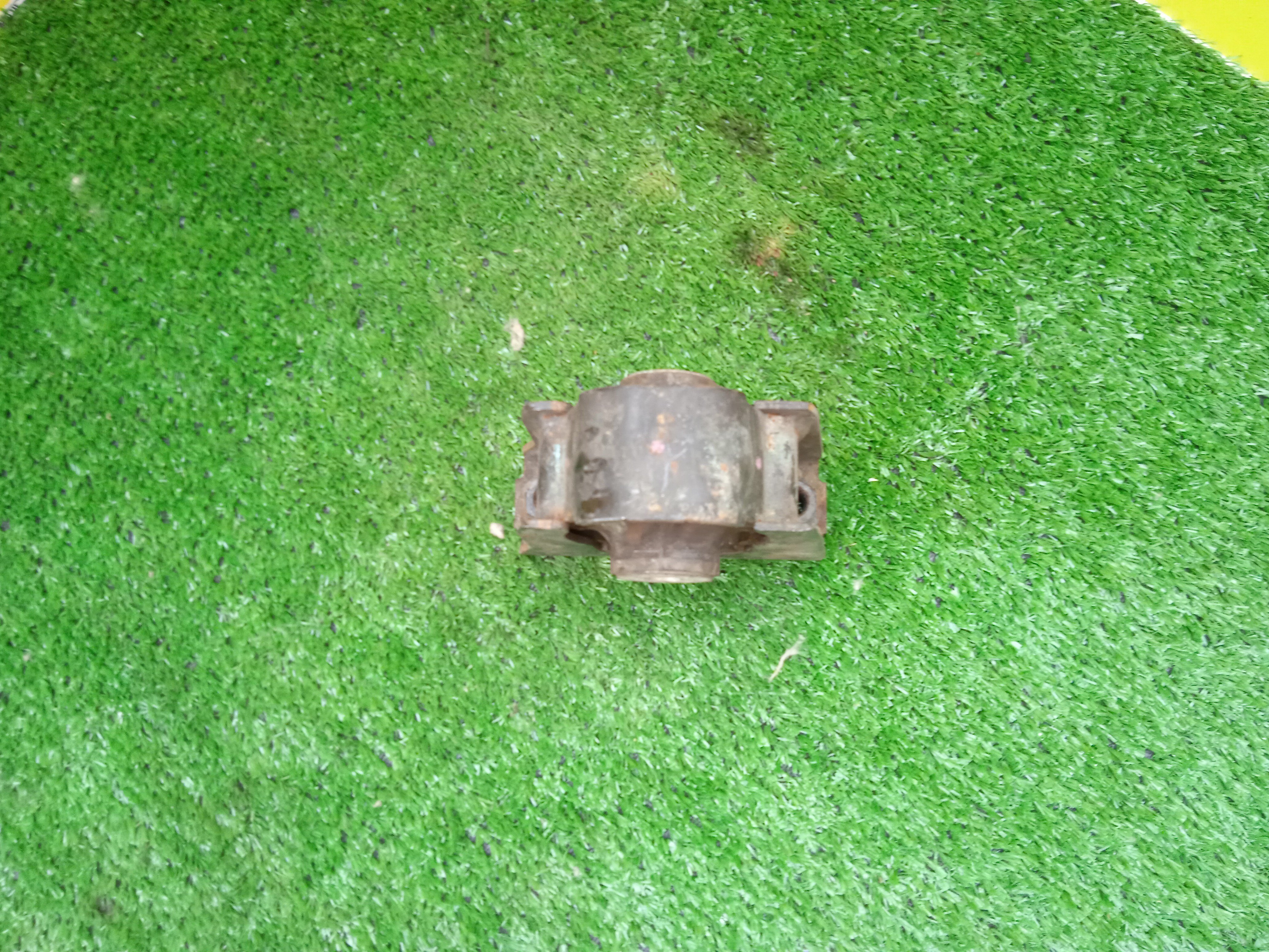 ПОДУШКА ДВС/TOY/AURIS/NZE151/NZE154/ZRT272/ACR50/F