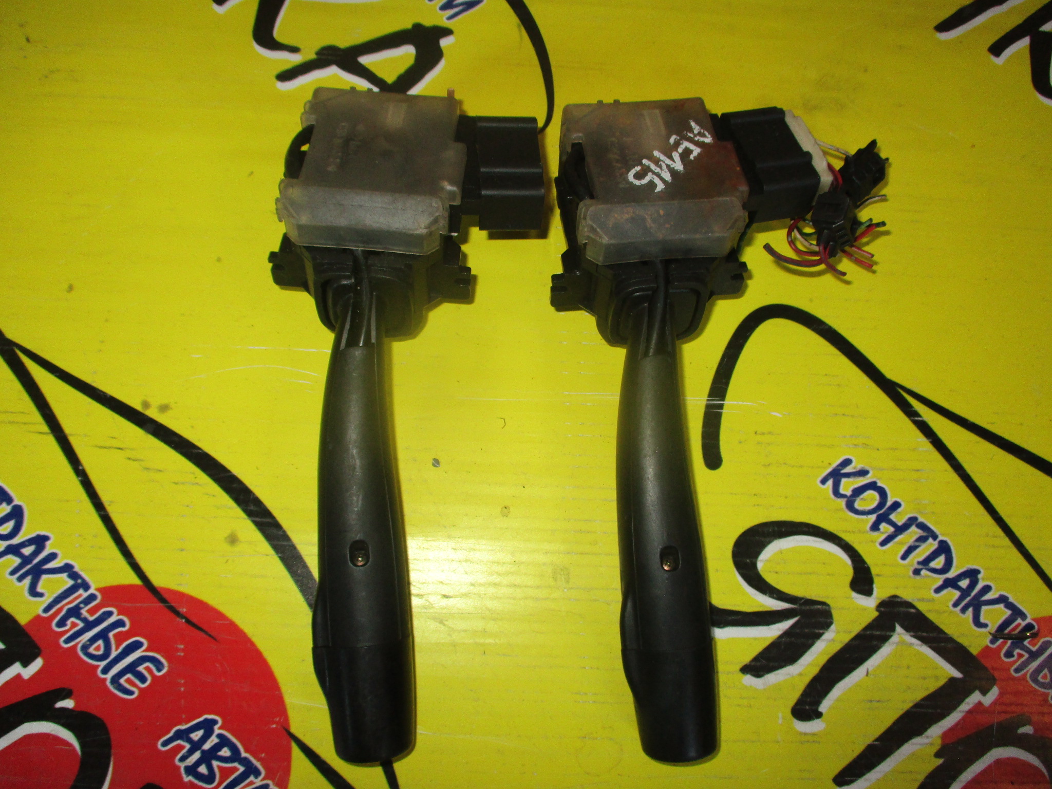 ГИТАРА/TOY/SPRINTER/COROLLA/CARIB/RAUM/AE110/AE115/EXZ10/СВЕТ/ЧЕРН. РАЗЪЕМ/ОВАЛЬН. КРЕПЛ