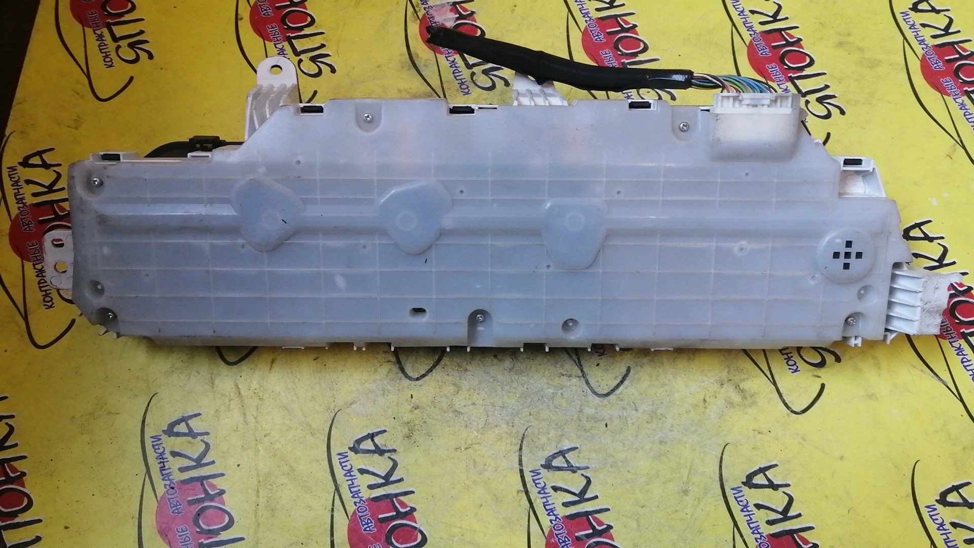 ЩИТОК ПРИБОРОВ/TOY/VOXY/ZRR70/ОПТИТРОН/УЦЕНКА