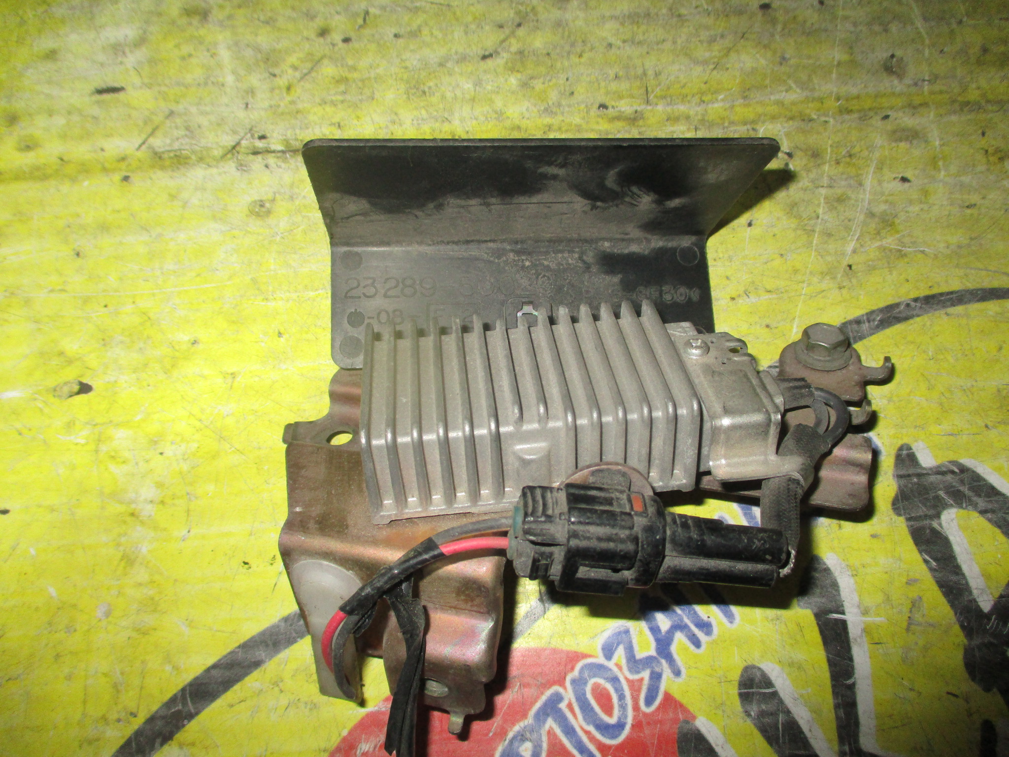 РЕЗИСТОР БЕНЗОНАСОСА/TOY/MARK X/GRX120/4GR-FSE/23080-31040