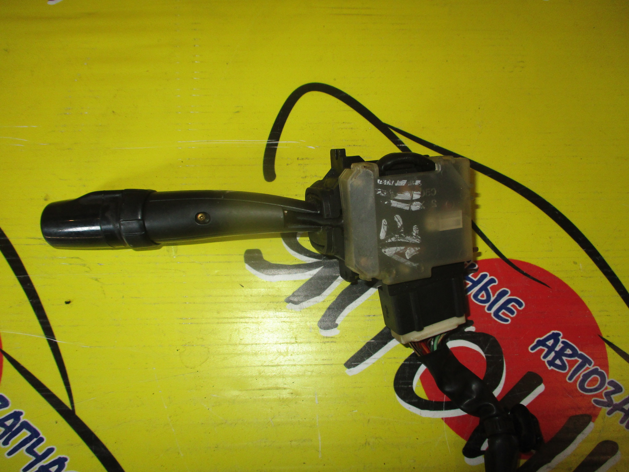 ГИТАРА/TOY/COROLLA/SPRINTER/AE110/СВЕТ(ТУМАН.)/ЧЕРН. РАЗЪЕМ/ОВАЛЬН. КРЕПЛ