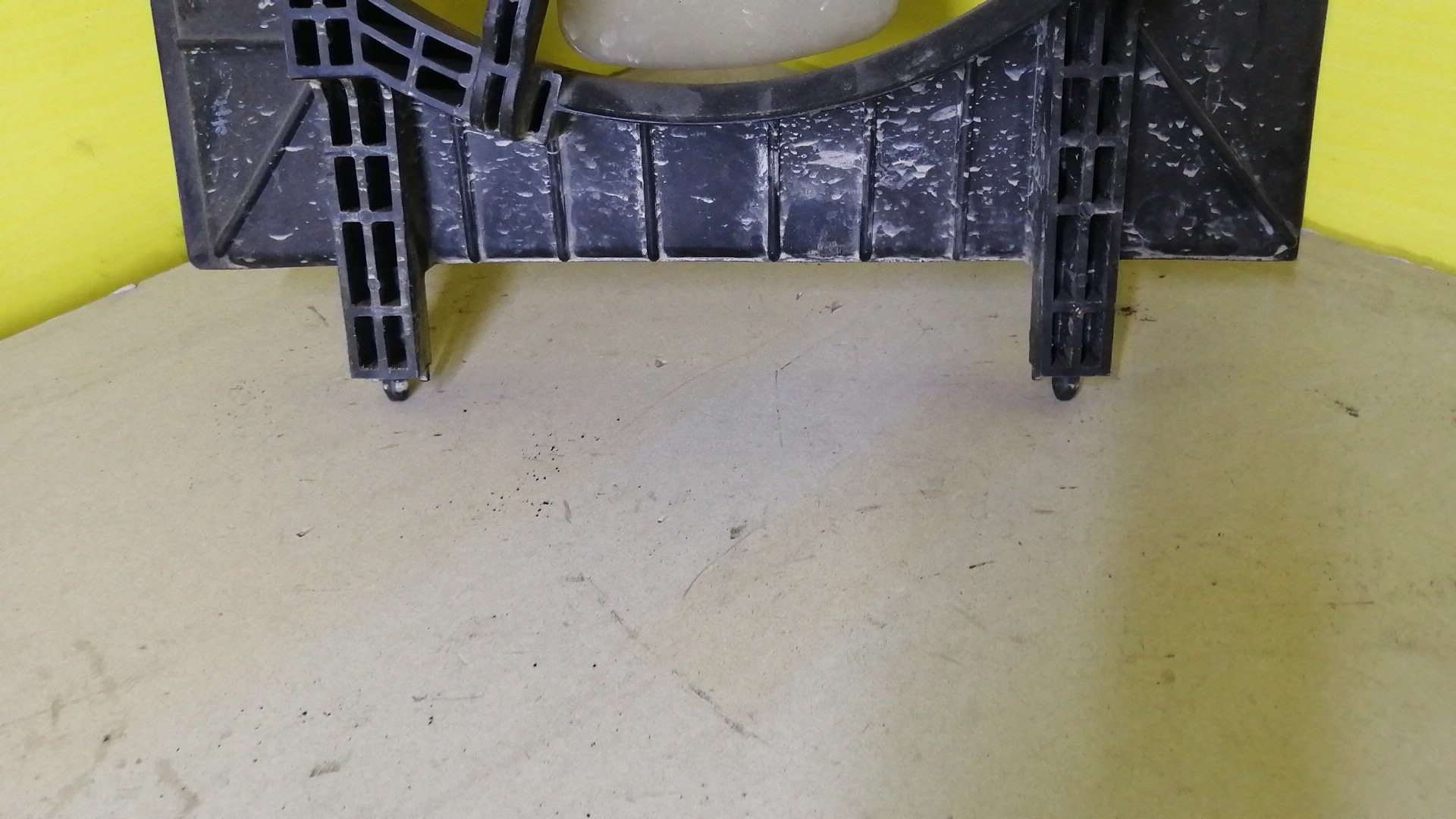 ДИФФУЗОР РАДИАТОРА/MMC/PAJERO IO/H61W/H62W/H66W/H67W/H71W/H72W/H76W/H77W/4G93/4G94/R