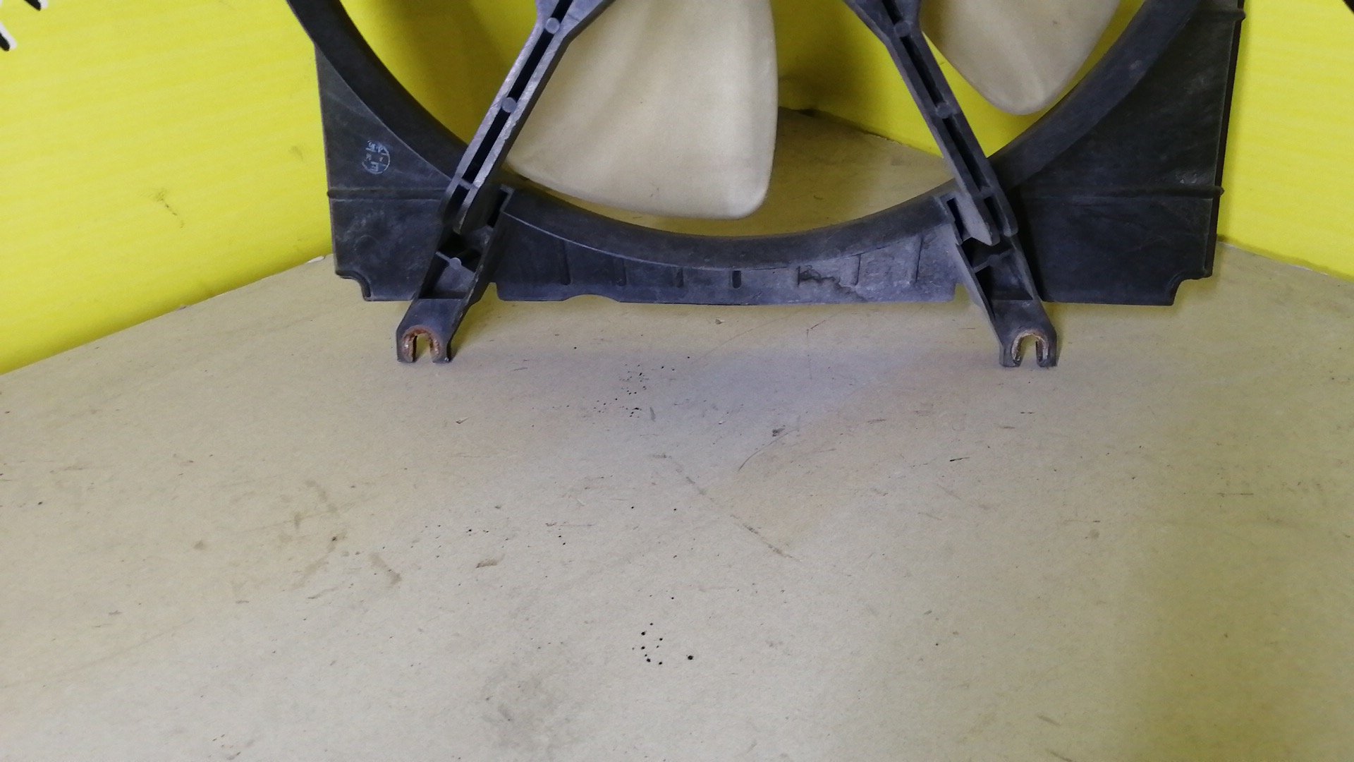 ДИФФУЗОР РАДИАТОРА/MMC/DIAMANTE/F34A/F31A/F36A/F41A/F46A/F47A/L