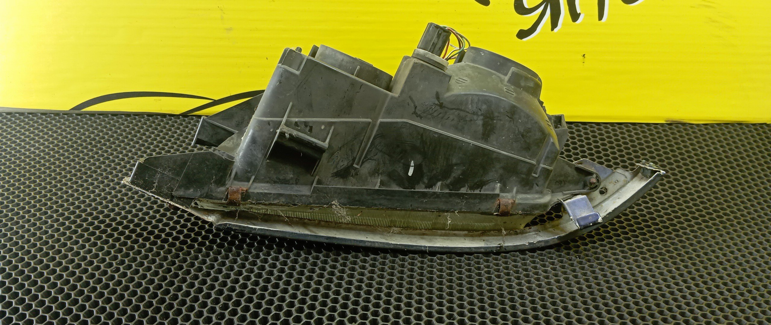 ФАРА/TOY/CALDINA/AT211G/CT216G/ST210G/ST215G/ST215W/0531/BLACK/2 МОДЕЛЬ/R