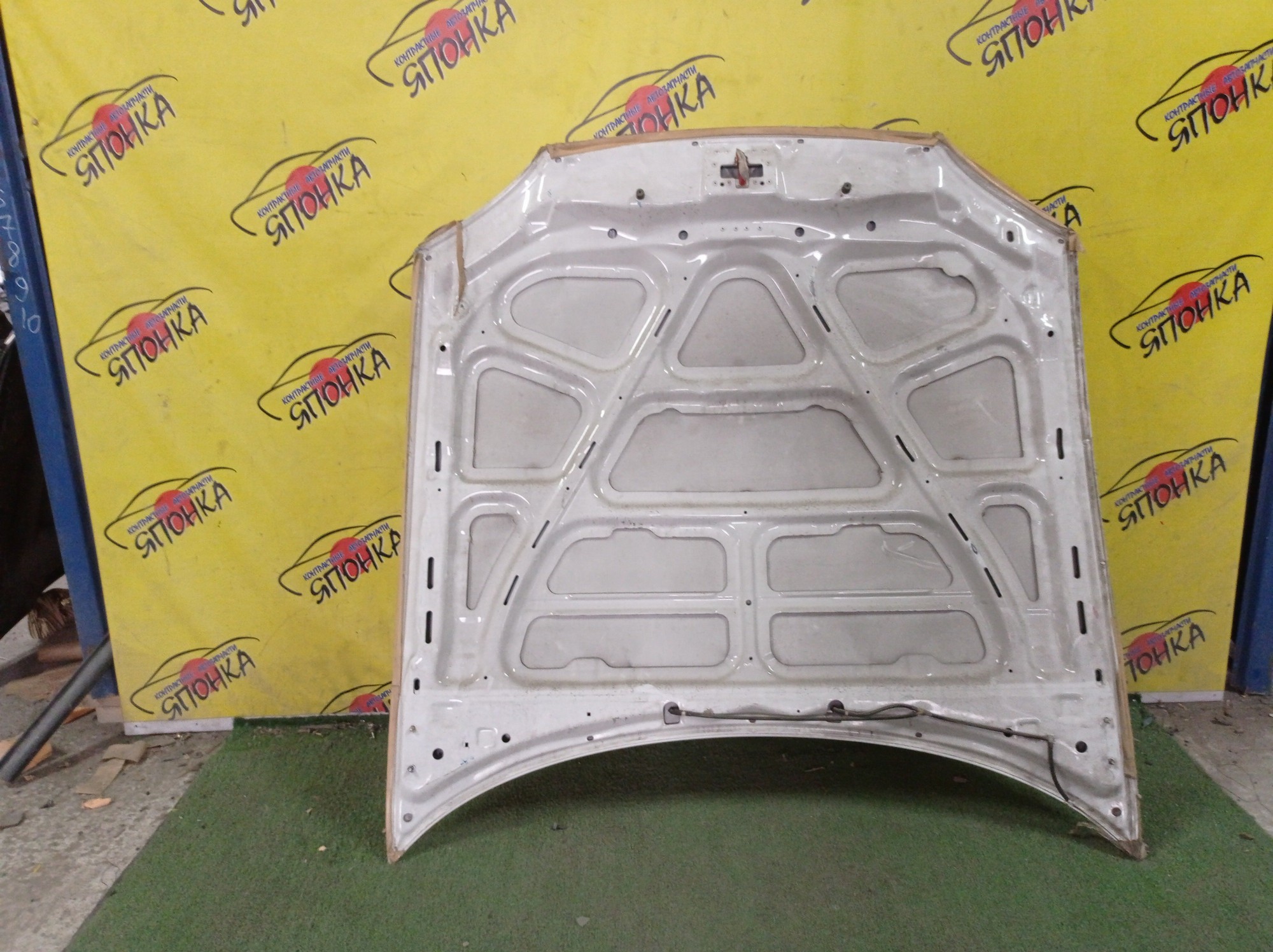 КАПОТ/MAZ/ROADSTER/NB6C