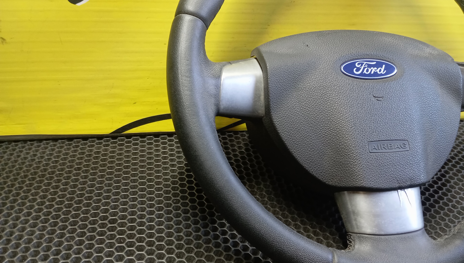 РУЛЬ/FORD/FOCUS 2/CB4/4M513600EL3ZHE/3 ЛУЧА/С AIRBAG