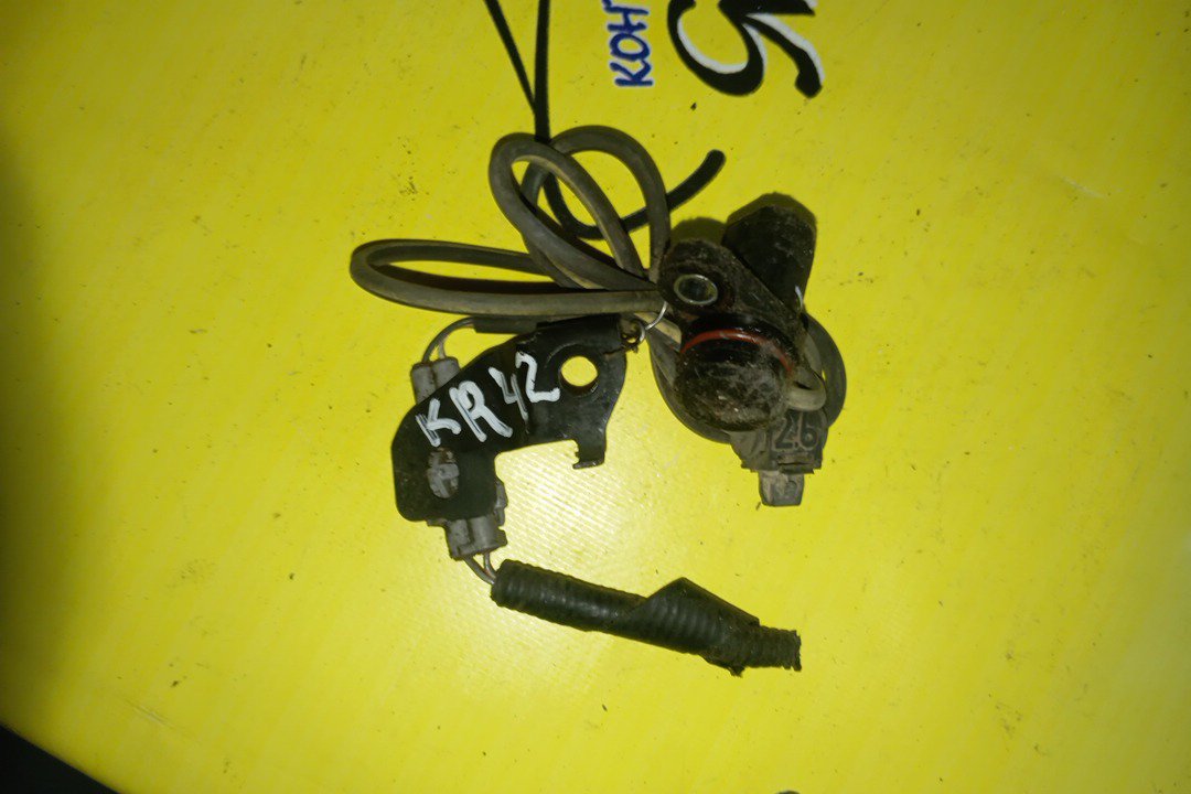 ДАТЧИК ABS/TOY/LITE ACE NOAH/TOWN ACE NOAH/CR40/SR40/KR41/KR42/KR40/CR41/CR42/SR50/CR50/KR52/B/R