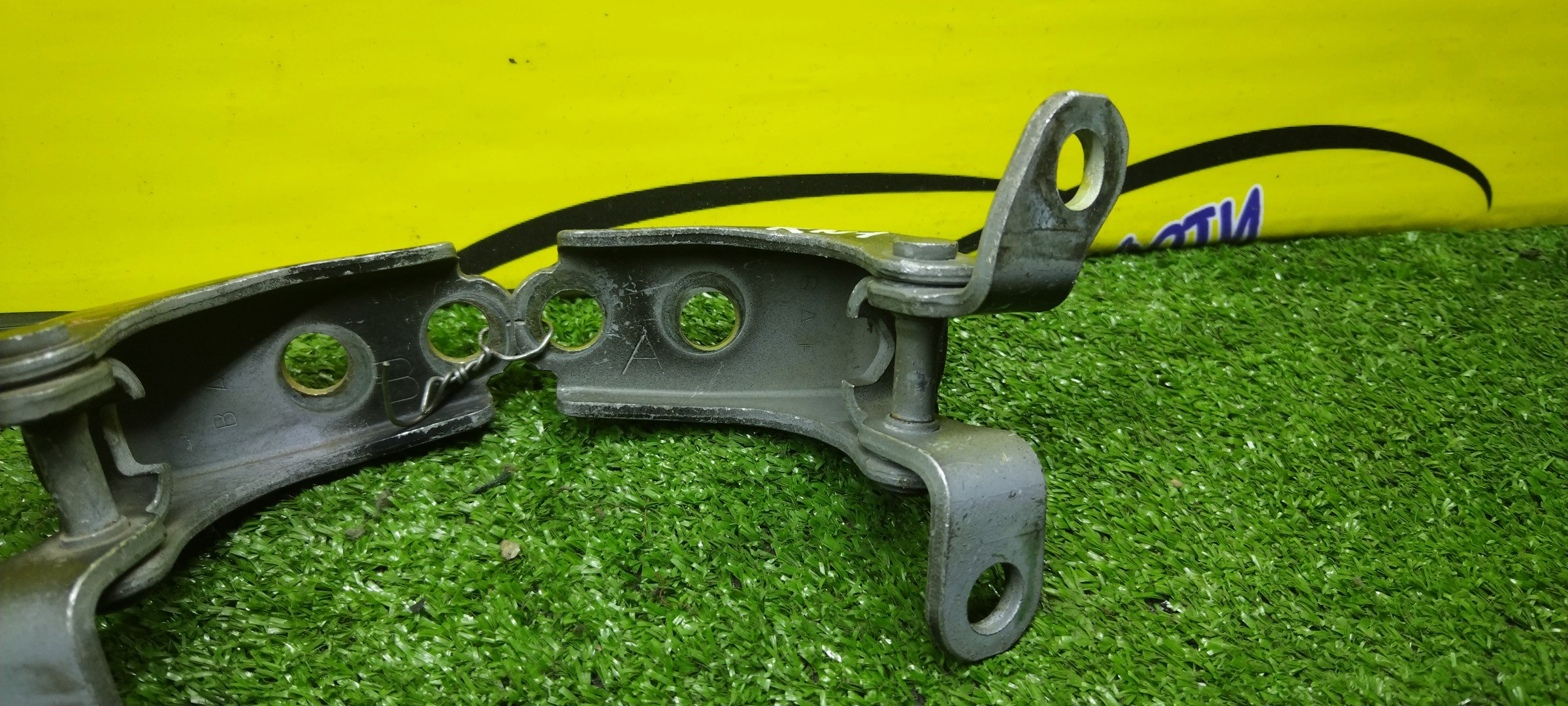 ПЕТЛИ ДВЕРИ/HON/FIT/EDIX/CIVIC/BE1/BE8/CL7/CM2/ES1/ES9/ET2/EU1/GD1/GD9/GJ1/GJ4/GK1/GK2/RA6/RD7/RN1/RR1/F/R/ПАРА(ВЕРХ+НИЗ)