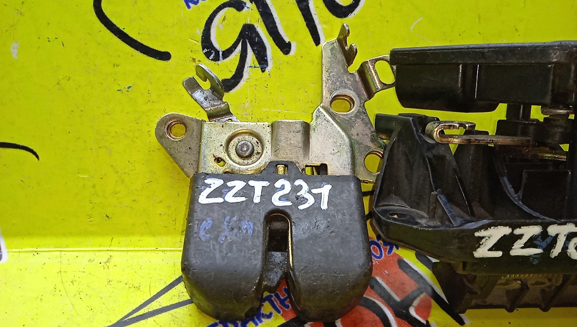 ЗАМОК 5-Й ДВЕРИ/TOY/CELICA/ZZT230/ZZT231/6935020120