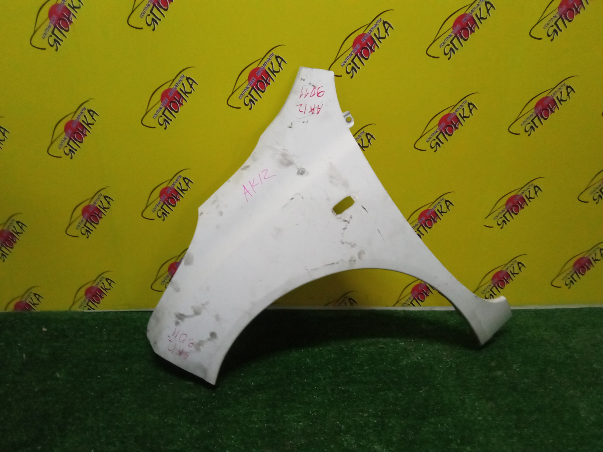 КРЫЛО/NIS/MARCH/MICRA/AK12/BK12/BNK12/K12/YK12/F/L/63101AX030