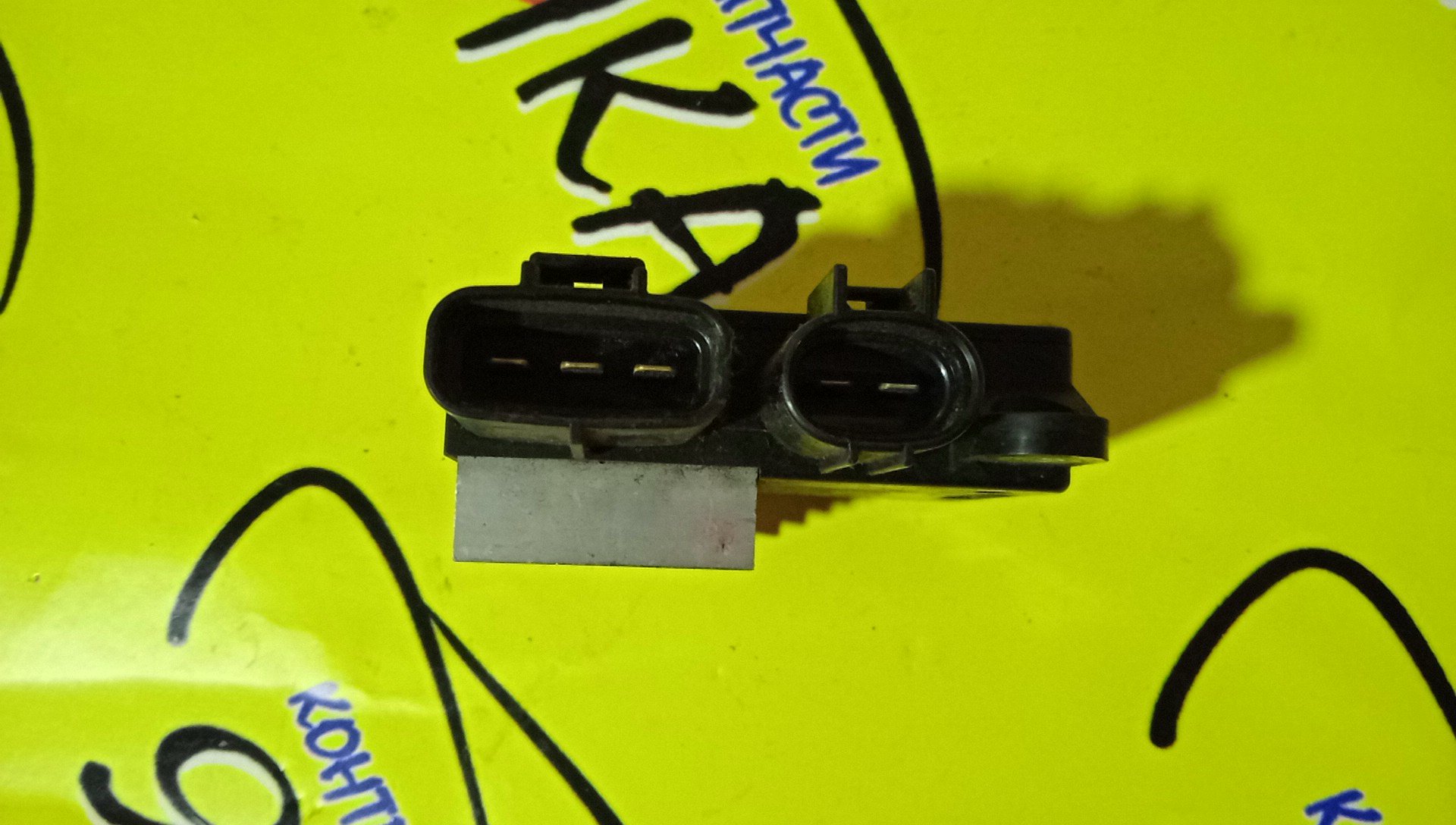 БЛОК УПРАВЛЕНИЯ ВЕНТИЛЯТОРОМ/TOY/AURIS/COROLLA/COROLLA AXIO/COROLLA FIELDER/COROLLA RUMION/ADE150/ADE186/NDE150/NDE180/NRE150/NRE180/NRE185/NZE141/NZE144/NZE151H/NZE154H/NZE181H/NZE184H/WWE185/ZRE142/ZRE144/ZRE151/ZRE152H/ZRE154N/ZRE181/ZRE182/ZRE185/ZRE186H/ZWE186/ZZE150/8925712010