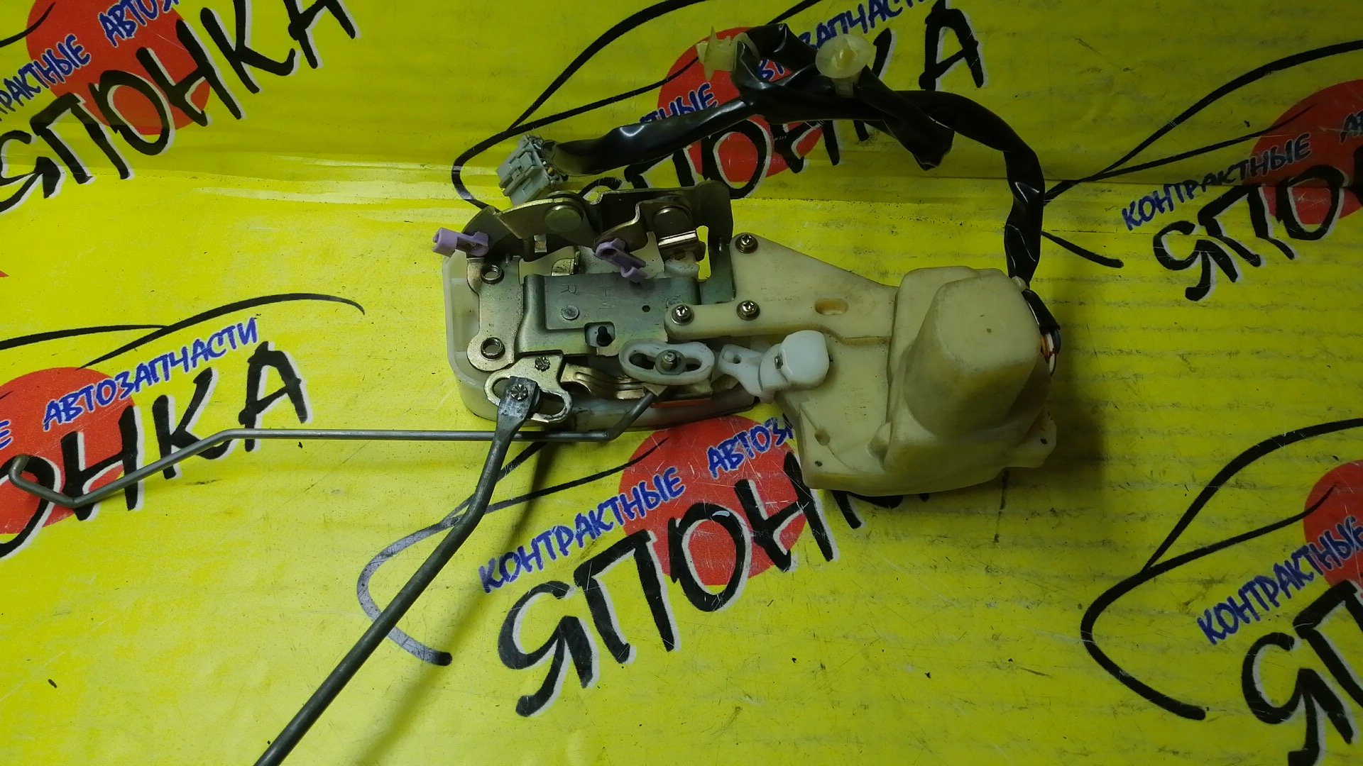 ЗАМОК ДВЕРИ/HON/INSPIRE/SABER/UA1/UA2/UA3/F/R