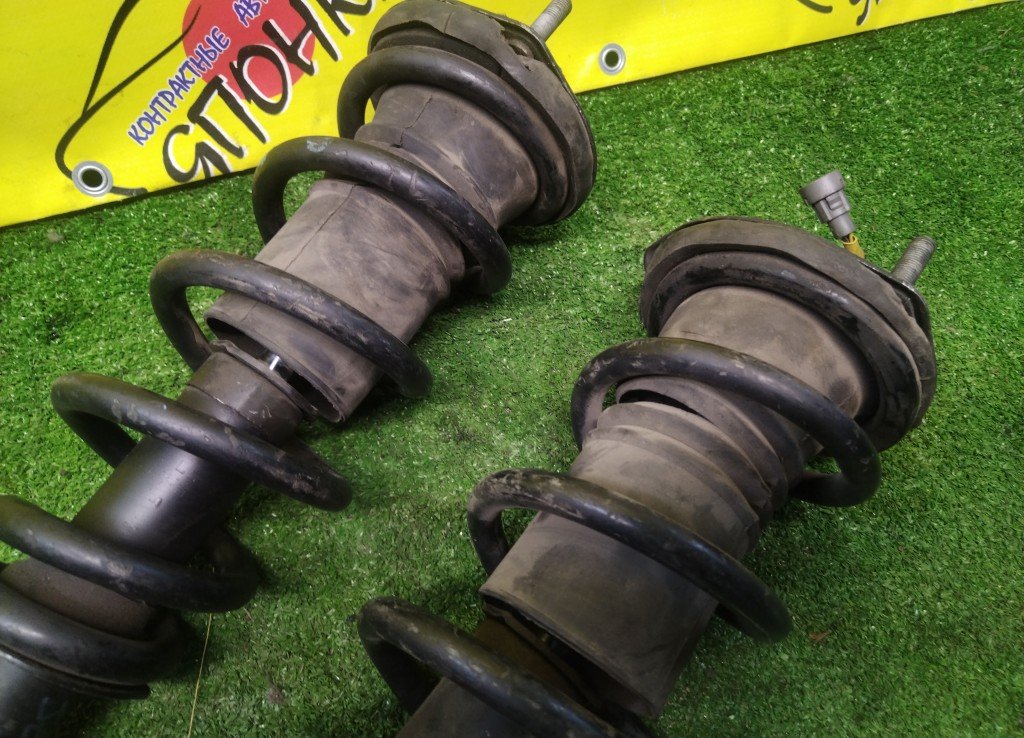 ДВЕРЬ ЗАДНЯЯ/TOY/ALTEZZA GITA/SXE10/GXE10/GXE10W/GXE15W/JCE10W/JCE15W/6700553010/СО СПОЙЛЕРОМ