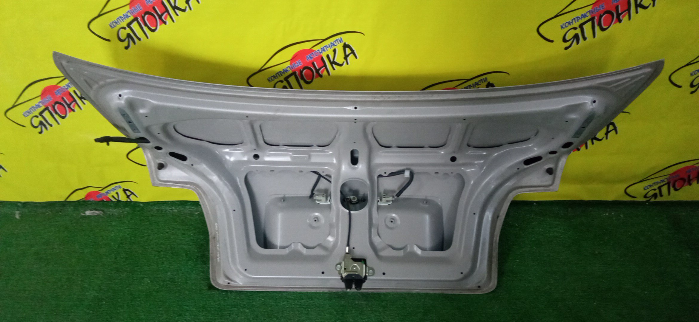КРЫШКА БАГАЖНИКА/TOY/COROLLA/AE110/AE111/AE114/CE110/CE114/EE111/1 МОДЕЛЬ/644011A640