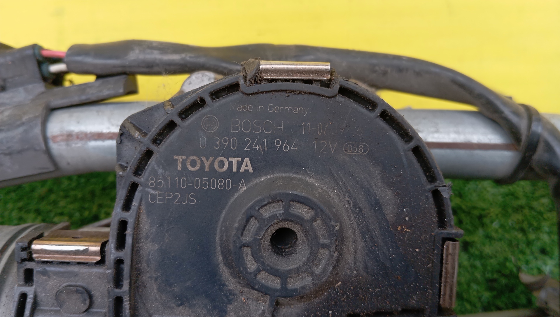 ТРАПЕЦИЯ ДВОРНИКОВ/TOY/AVENSIS/WWT270/ZRT270/ADT271/WWT271/ZRT271/ZRT272/AZT270/С МОТОРОМ
