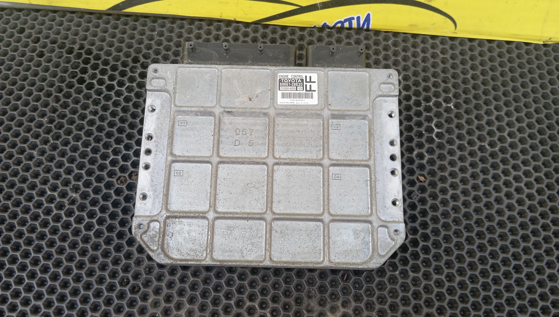БЛОК EFI/TOY/NOAH/VOXY/ZRR70W/ZRR70G/3ZRFAE/8966128E20