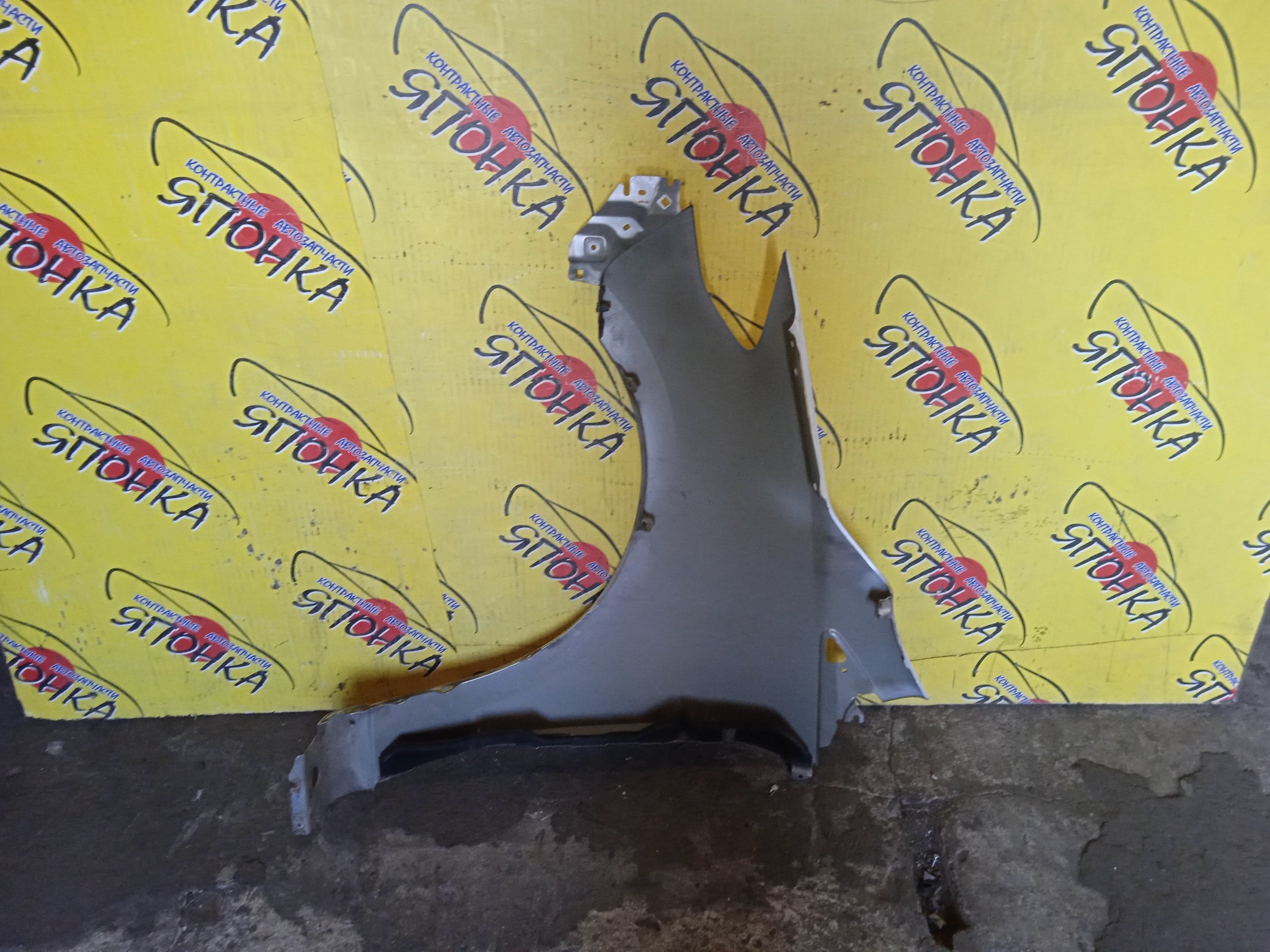 КРЫЛО/MAZ/MAZDA5/PREMACY/CR/CR3W/CREW/F/R/C23552111C