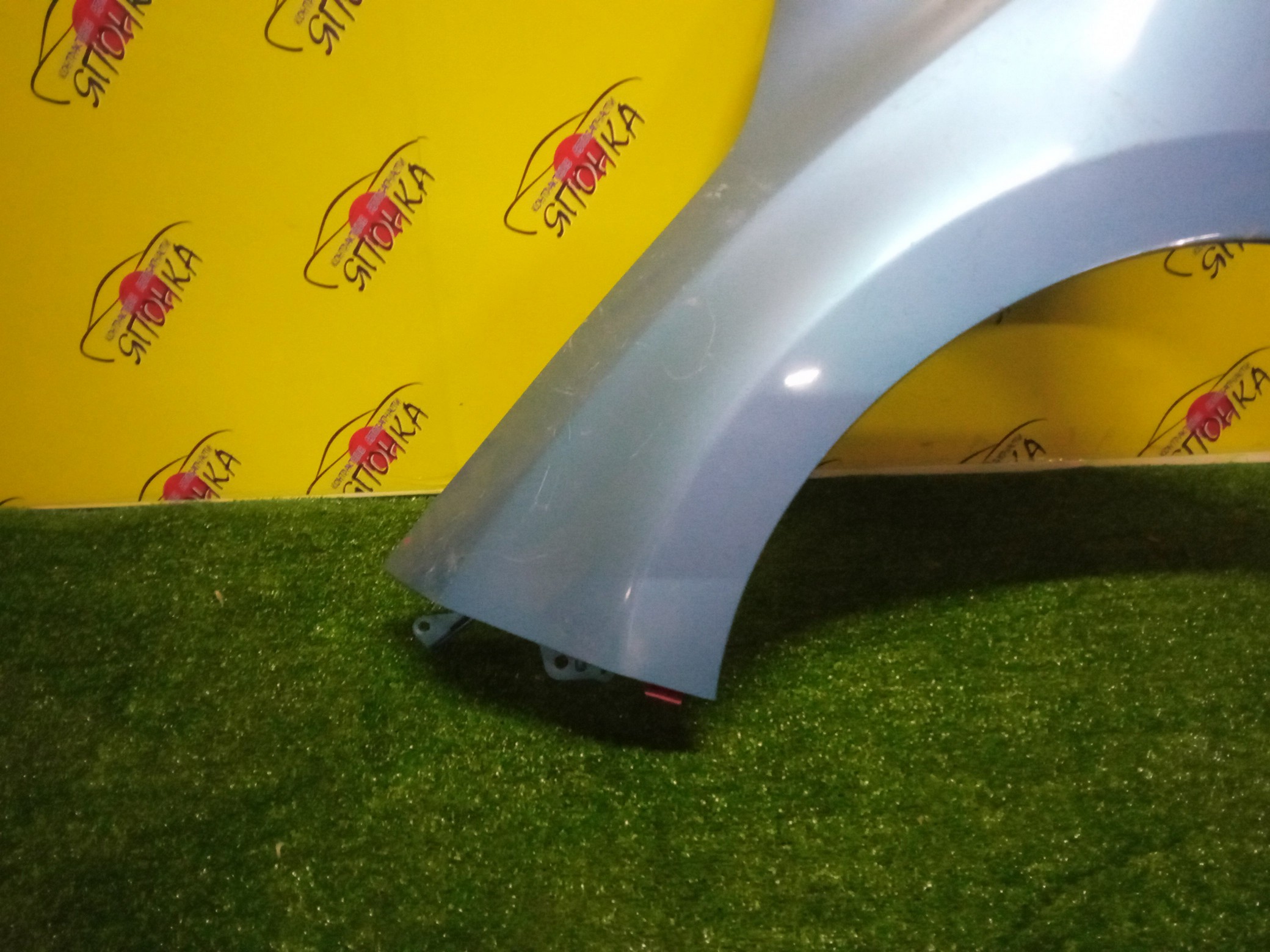 КРЫЛО/NIS/LEAF/AZE0/ZE0/F/L