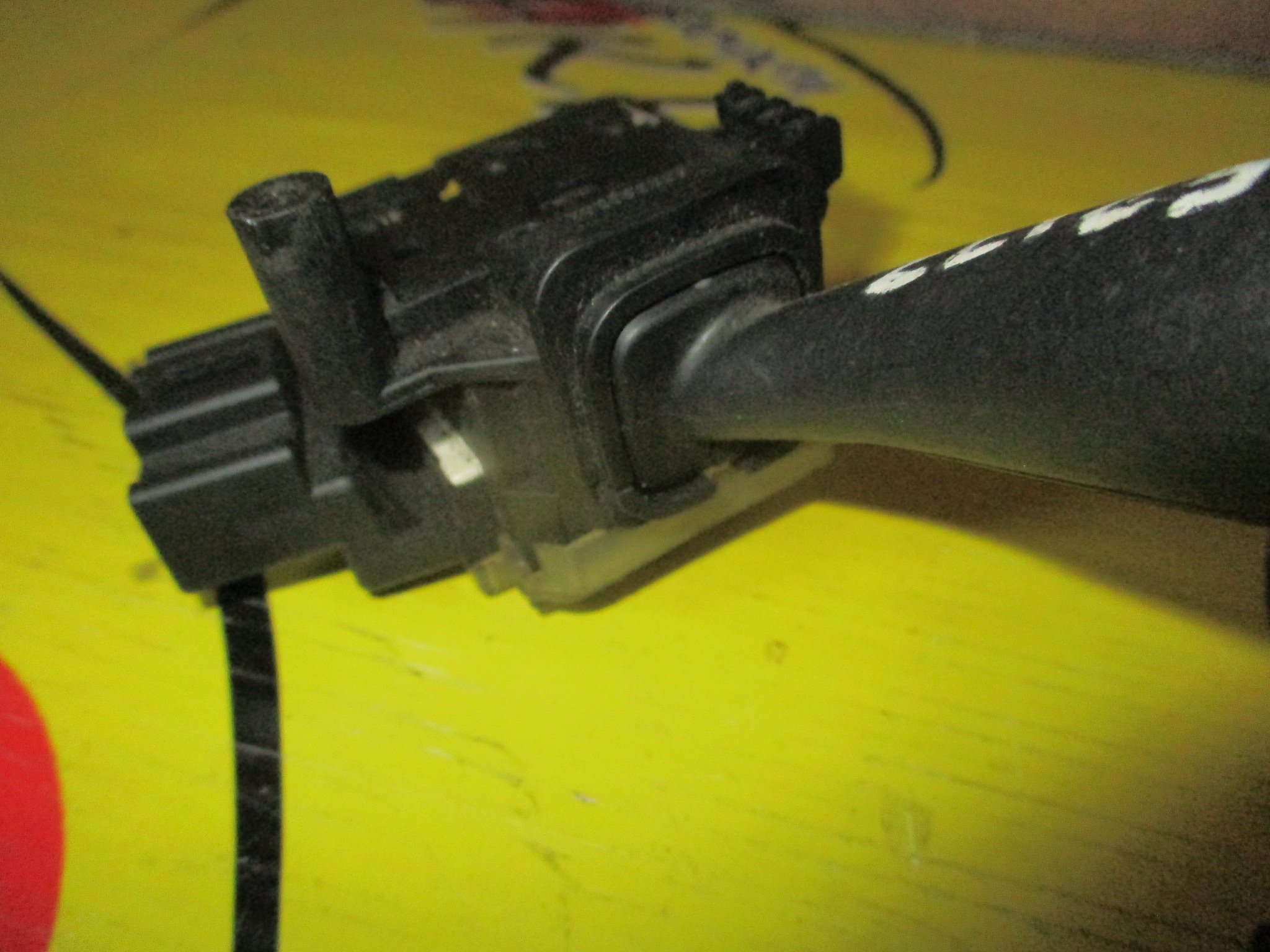 ГИТАРА/TOY/CELICA/WISH/ZZT231/ZNE10/СВЕТ(ТУМАН.)