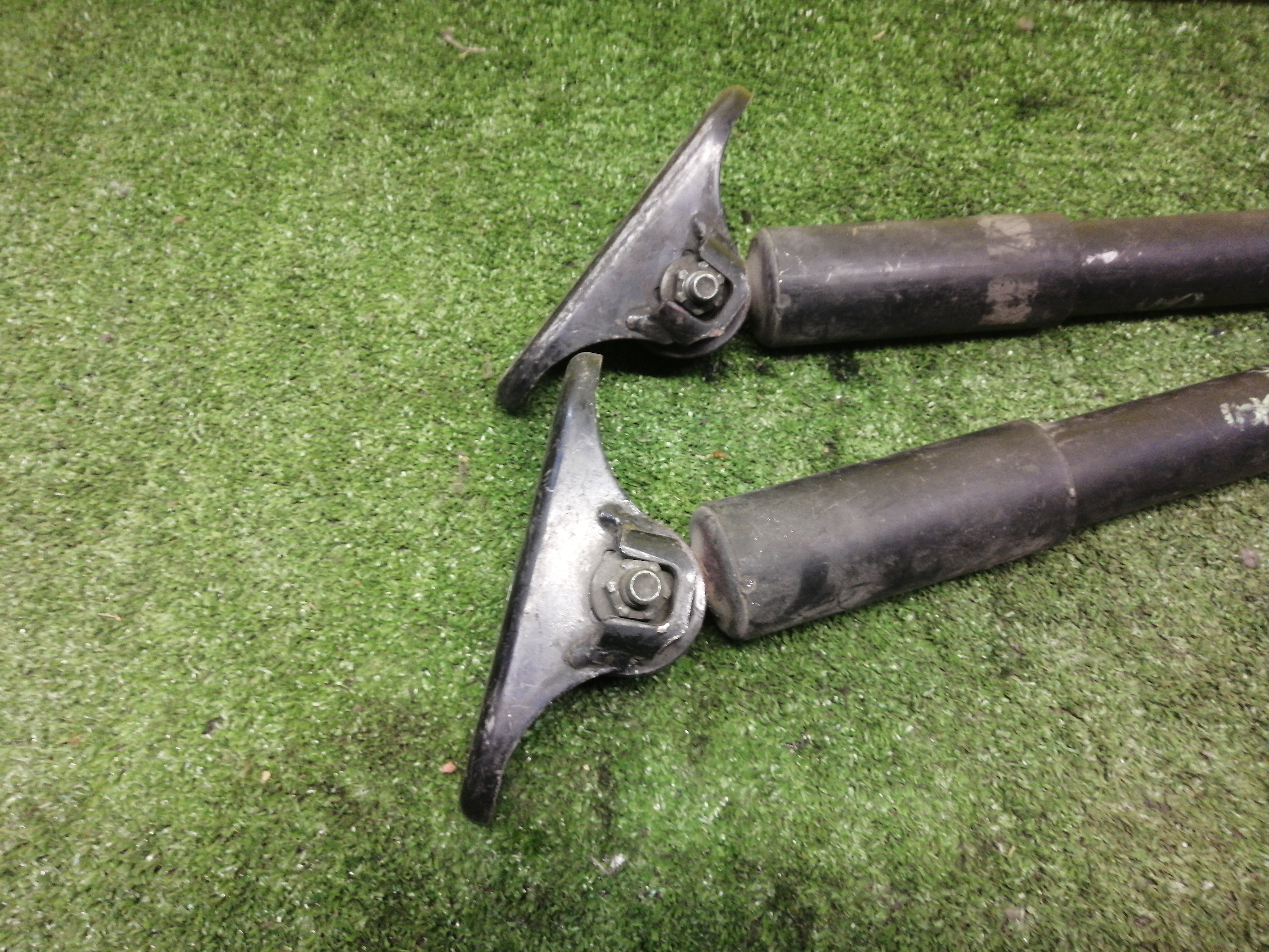 АМОРТИЗАТОР/NIS/R`NESSA/BASSARA/N30/U30/B