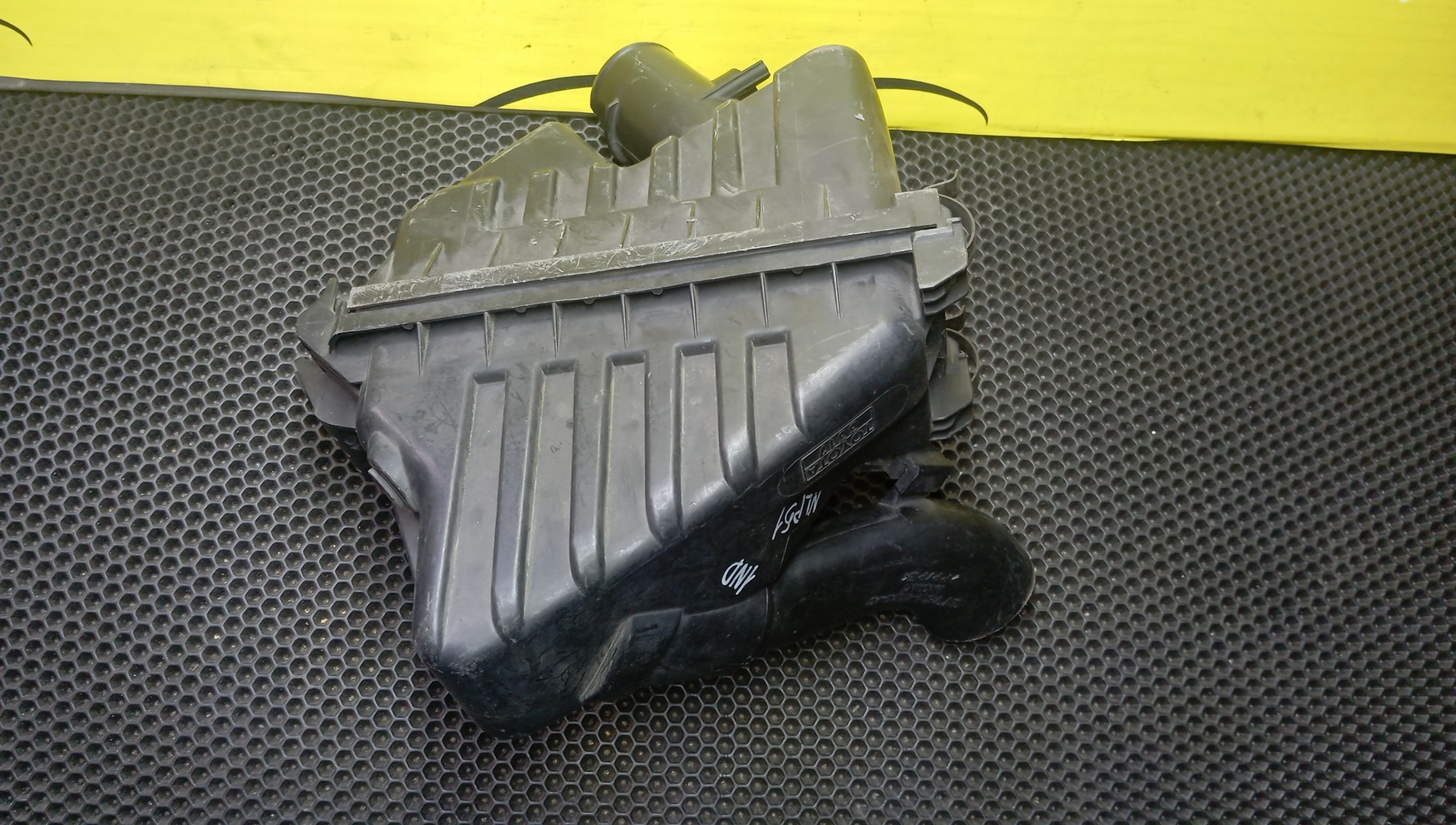 КОРПУС ВОЗДУШНОГО ФИЛЬТРА/TOY/PROBOX/NLP51/NLP51V//1NDTV