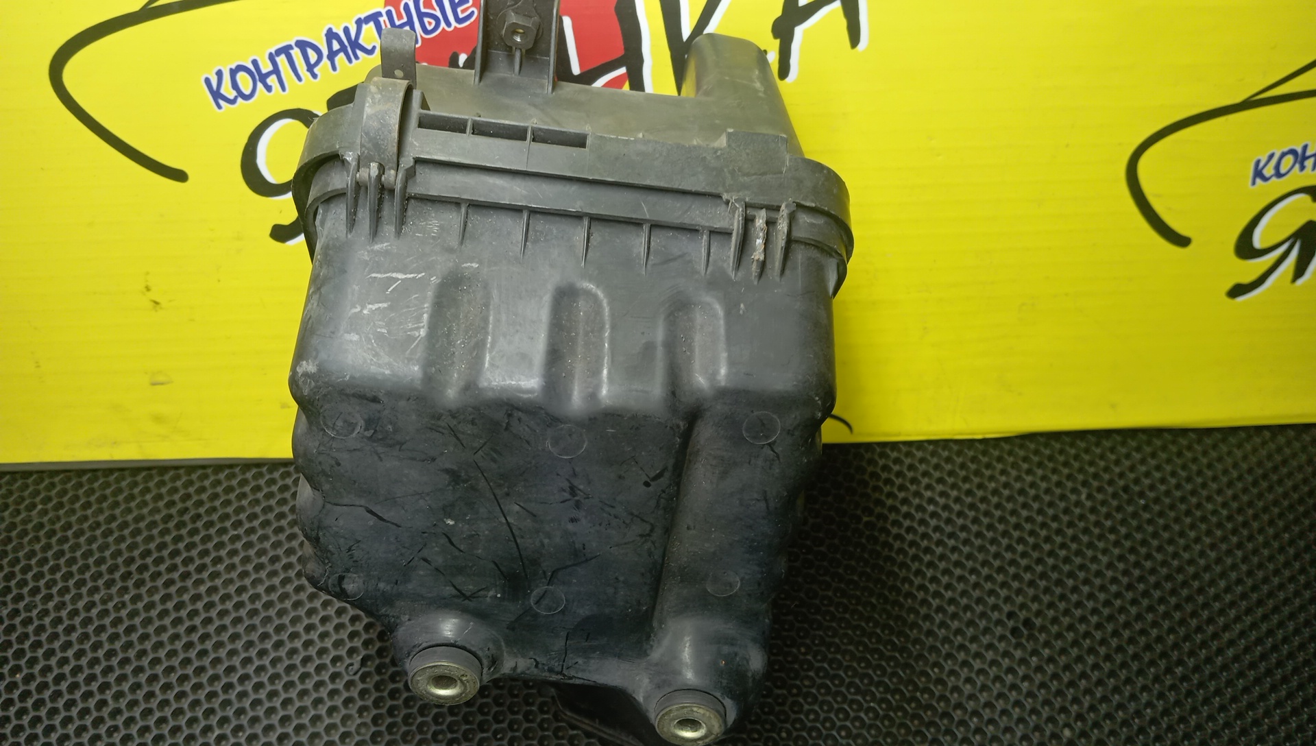 КОРПУС ВОЗДУШНОГО ФИЛЬТРА/TOY/SCEPTER/WINDOM/VCV10/VCV11/3VZ