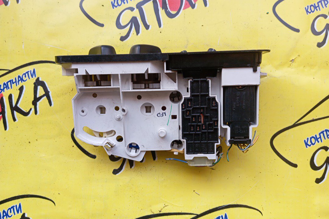 БЛОК КЛИМАТ-КОНТРОЛЯ/TOY/STARLET/EP91/МЕХАНИЧ.