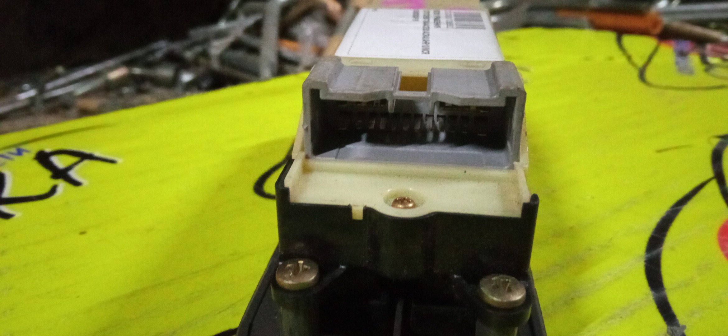 БЛОК УПРАВЛЕНИЯ С/П/TOY/ESTIMA/ACR30/ACR40/AHR10/MCR30/MCR40/8404028050/F/R