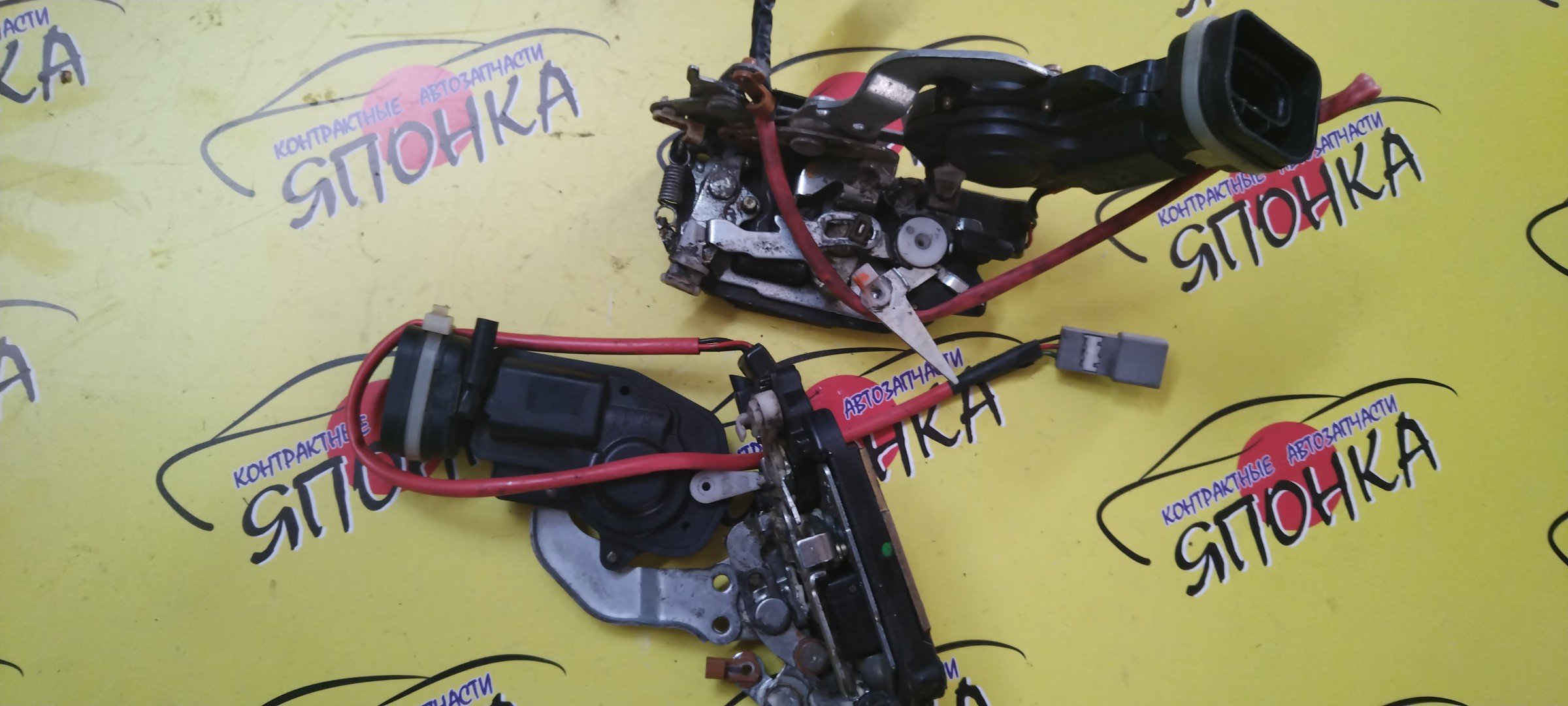 ЗАМОК ДВЕРИ/TOY/CARINA/CORONA PREMIO/ST210/AT210/F/R