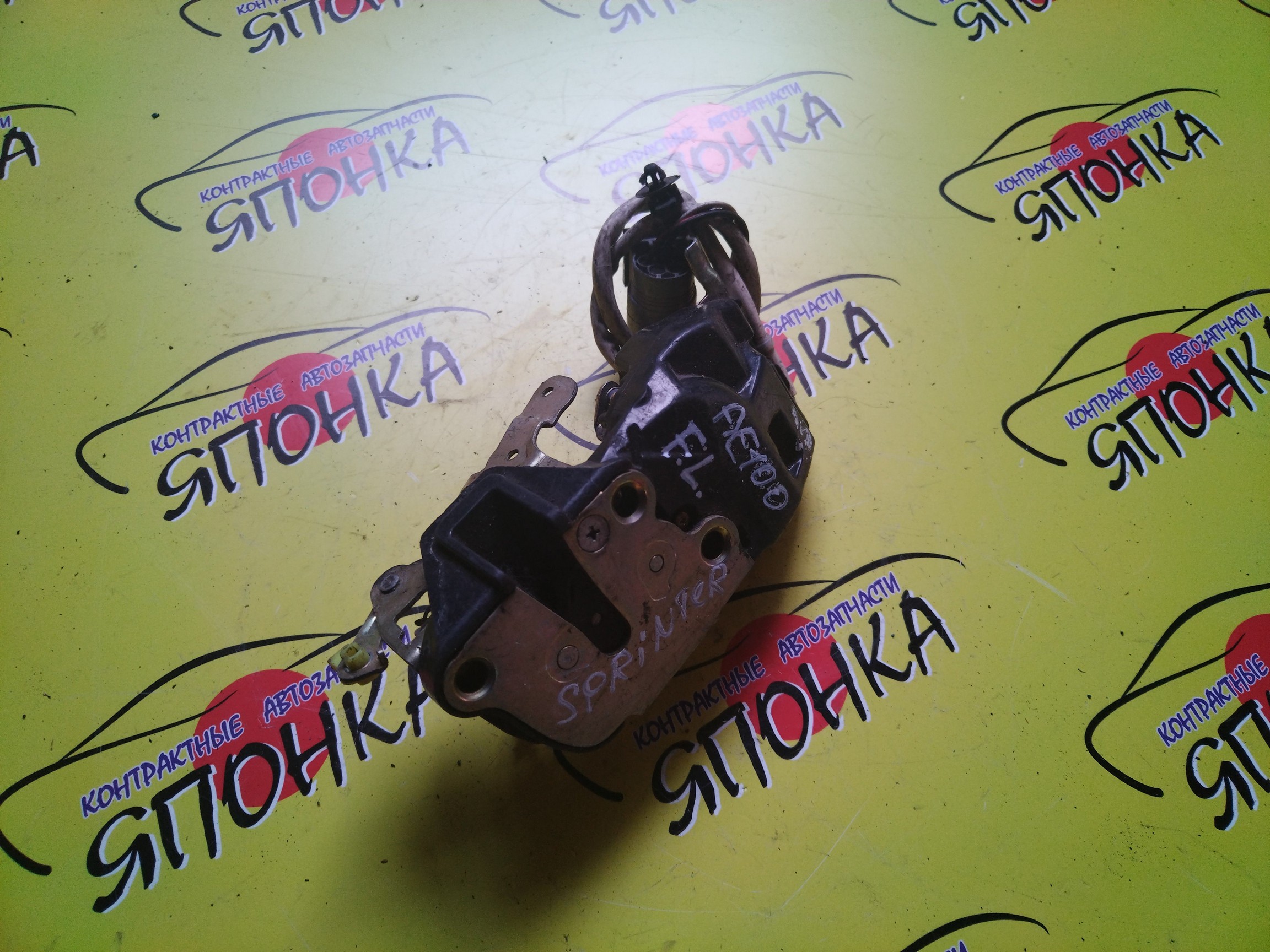 ЗАМОК ДВЕРИ/TOY/COROLLA/SPRINTER/AE100/CE100/EE100/F/L