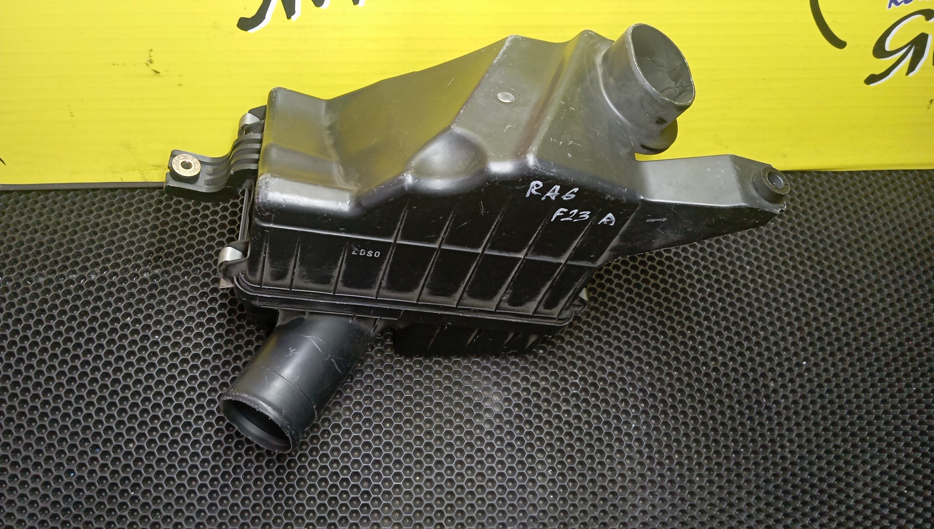 КОРПУС ВОЗДУШНОГО ФИЛЬТРА/HON/ODYSSEY/RA6/RA7/F23A