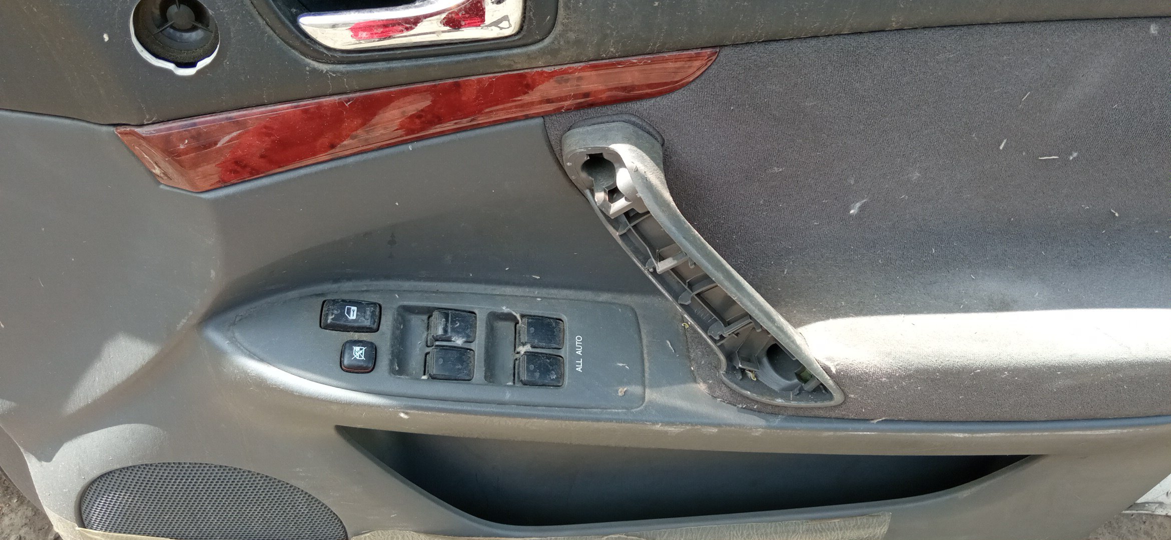 ДВЕРЬ БОКОВАЯ/TOY/ALLION/PREMIO/AZT240/NZT240/ZZT240/ZZT245/670012B200/F/R