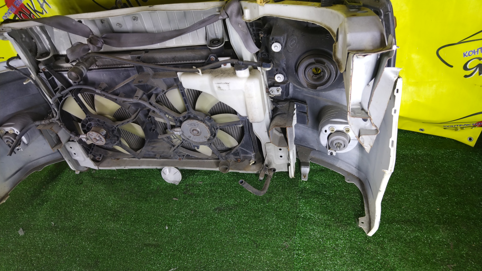 NOSECUT/TOY/VOXY/AZR60G/AZR65G/С ТУМАНКАМИ/1 МОДЕЛЬ/5320128150/5320128160/5202128190