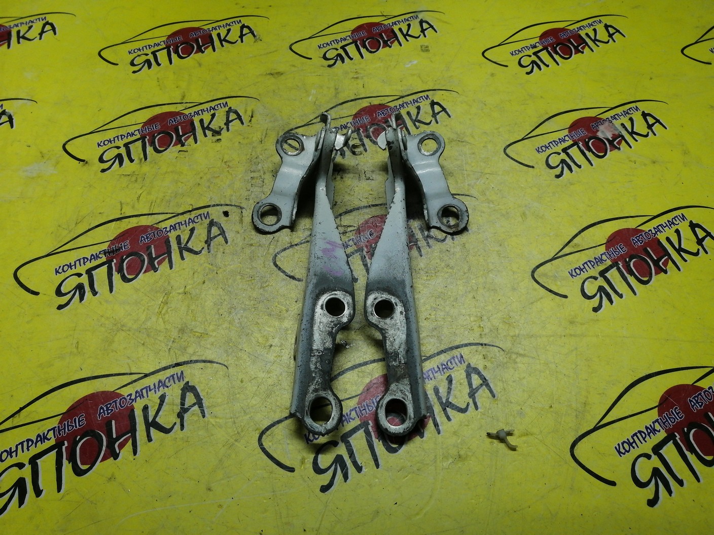 ПЕТЛЯ КАПОТА/TOY/IST/NCP60/NCP61/NCP65/КОМПЛЕКТ