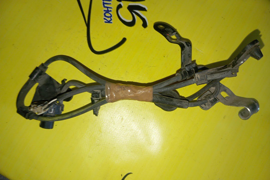 ДАТЧИК ABS/TOY/COROLLA/FIELDER/NZE144/B/R