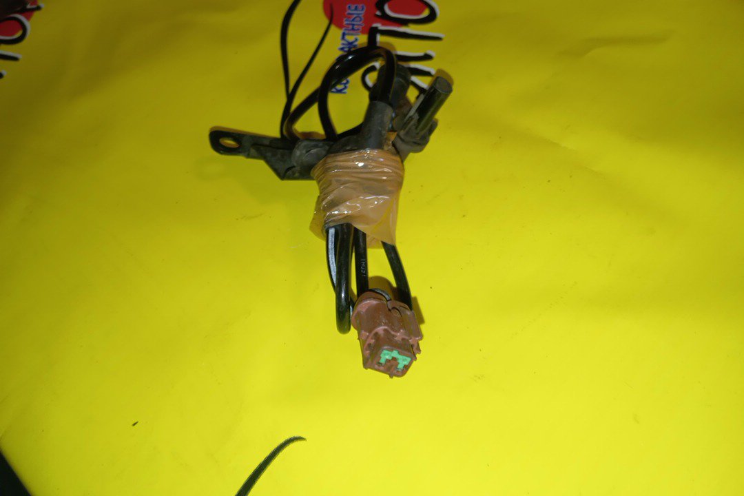 ДАТЧИК ABS/NIS/WINGROAD/Y11/F/L/ТОНКИЙ