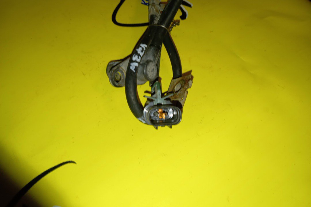 ДАТЧИК ABS/MMC/PAJERO/V63W/V65W/V68W/V73W/V75W/V77W/V78W/B/R