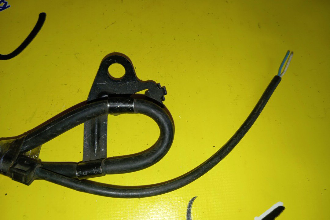 ДАТЧИК ABS/TOY/IPSUM/NOAH/ACM21/AZR60/F/L/УЦЕНКА