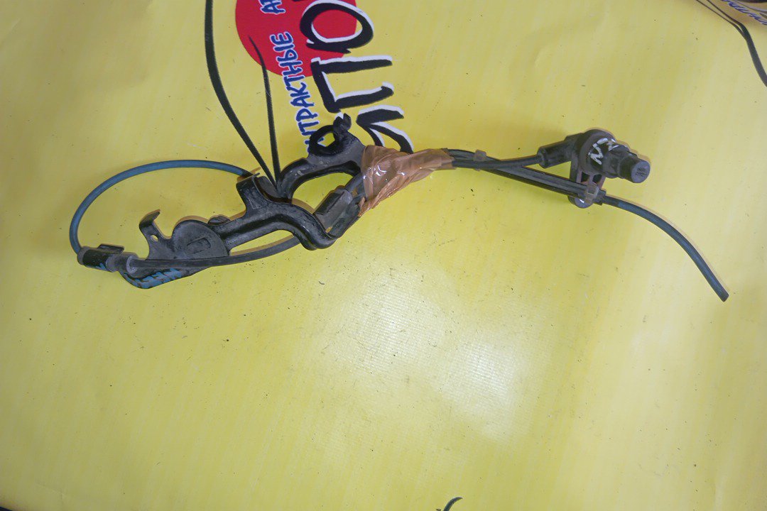 ДАТЧИК ABS/TOY/COROLLA/FIELDER/NZE144/B/L