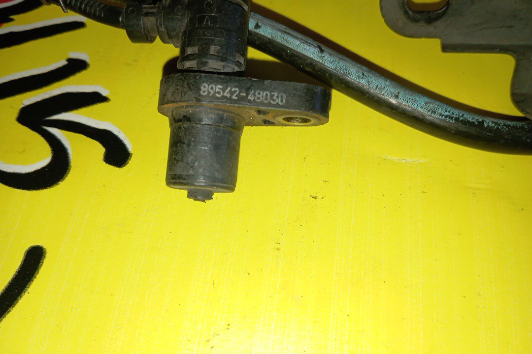 ДАТЧИК ABS/TOY/HARRIER/HIGHLANDER/KLUGER VLEXUS RX300/LEXUS RX330/LEXUS RX350/LEXUS RX400H/ACU20/ACU20W/ACU25/ACU25W/ACU30W/ACU35W/GSU30W/GSU35W/MCU20/MCU20W/MCU25/MCU25W/MCU30W/MCU31W/MCU33/MCU35/MCU35W/MCU36W/MCU38/MHU23/MHU28/MHU28W/MHU38W/F/R