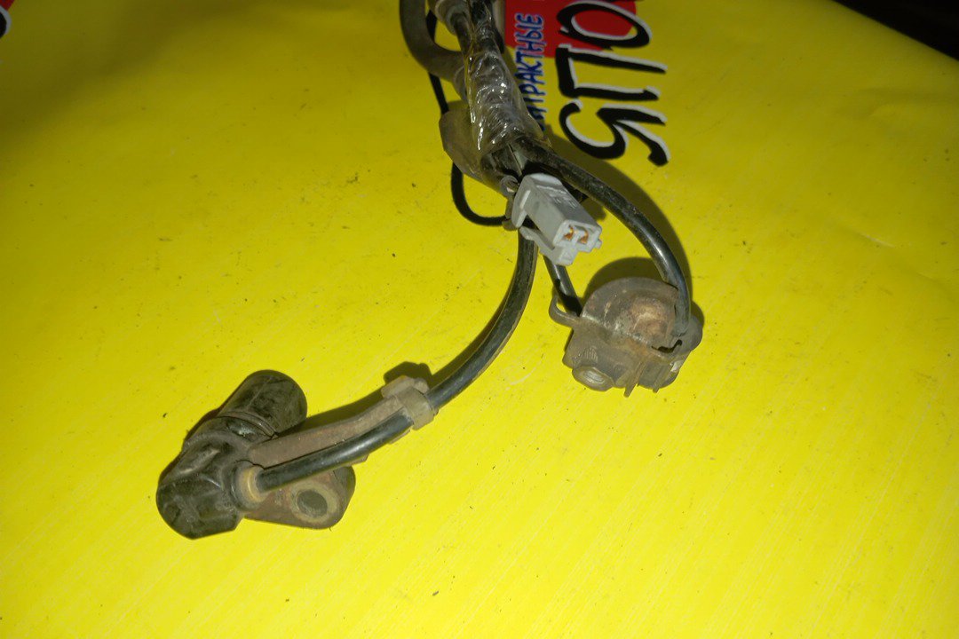 ДАТЧИК ABS/TOY/CARINA/EXIV/CELICA/ST200/ST202/B/R