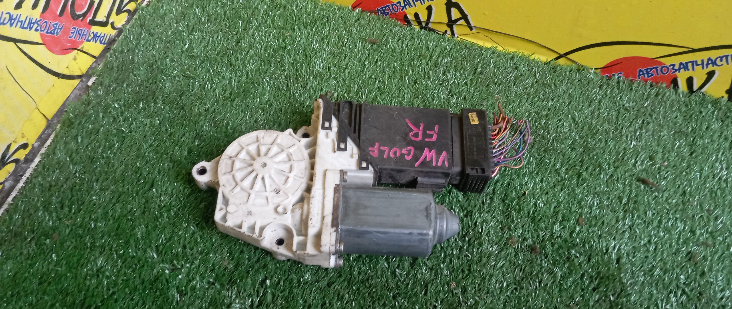 СТЕКЛОПОДЪЕМНИК/VW/GOLF/1J1/F/L